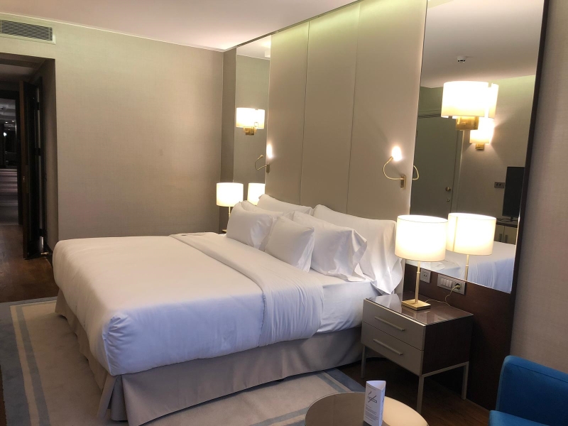 Hotel Room Design 5